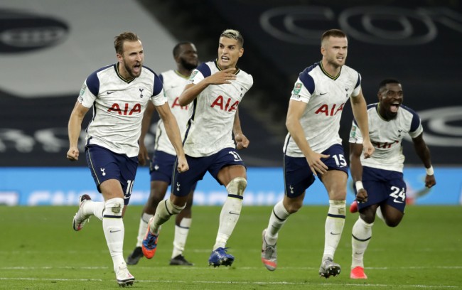 惨烈！先赢1局连丢3局+第四局4-0被逆转 林诗栋／蒯曼被韩乒淘汰（林诗栋／蒯曼先胜后连丢三局，第四局4-0领先仍遭韩乒逆转淘汰）